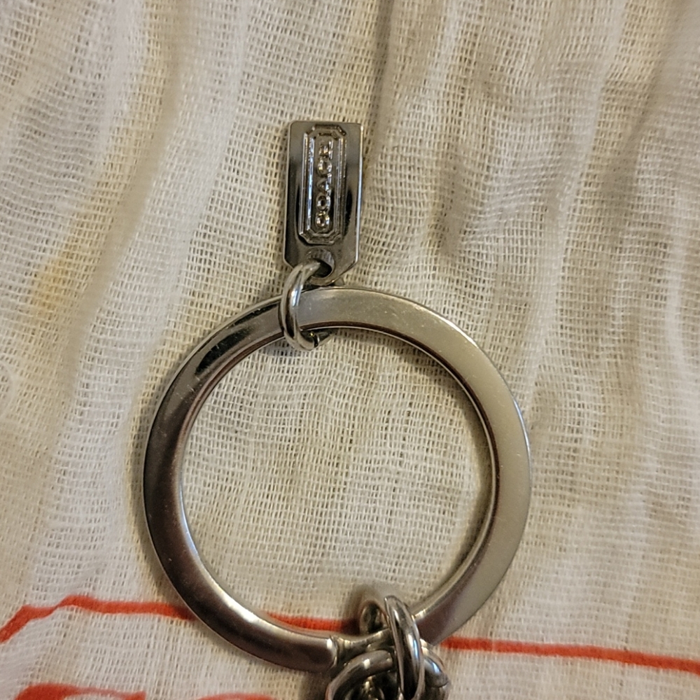 Coach Heart Pave Crystal Script Keyfob Keychain - Picture 2 of 6